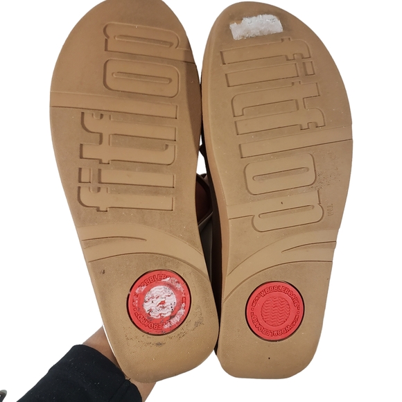 FitFlop Snake Medallion Toe Thong  Wedge Support Sandals - Picture 9 of 9